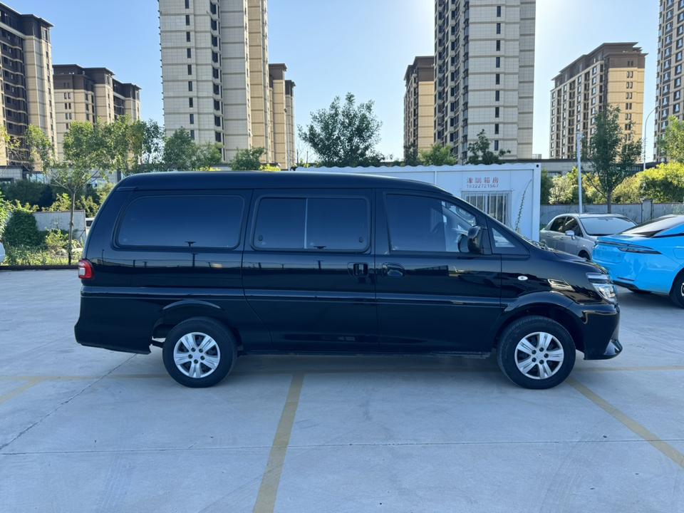 Dongfeng Forthing Smart 2024 M5L 1.5T Base 7 seat