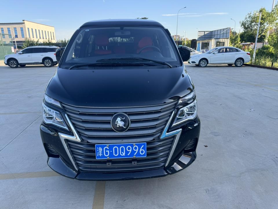Dongfeng Forthing Smart 2024 M5L 1.5T Base 7 seat