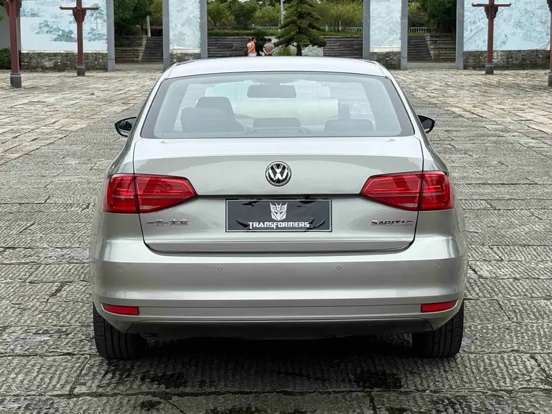 Sagitar 2018 180TSI DSG Premium Edition
