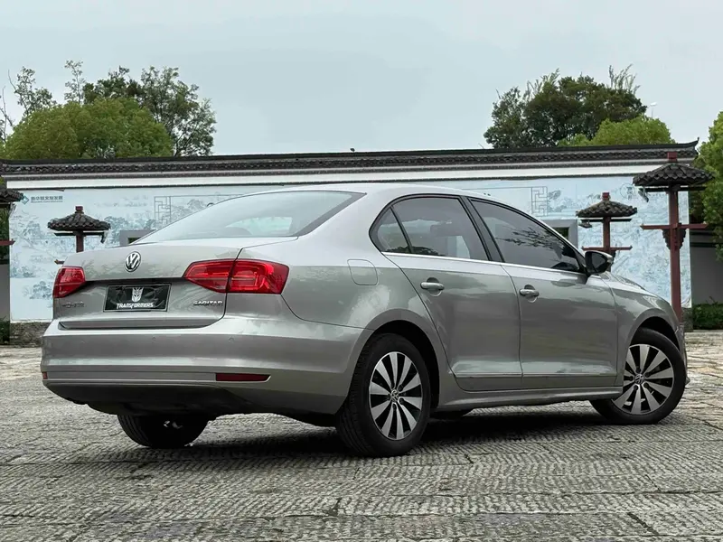 Sagitar 2018 180TSI DSG Premium Edition