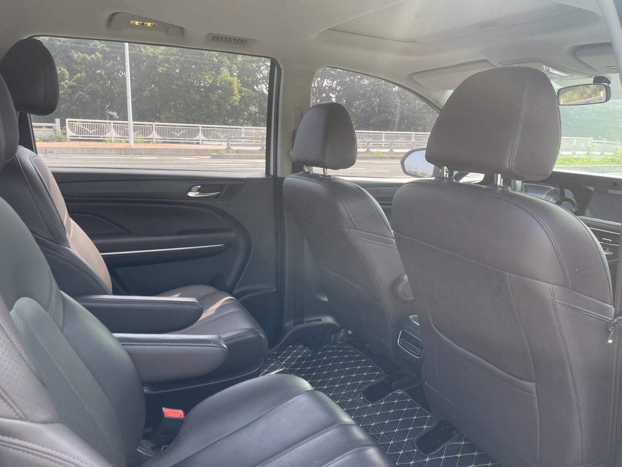 GAC Trumpchi Trumpchi M6 2019 270T Auto Luxury 6 seat China V