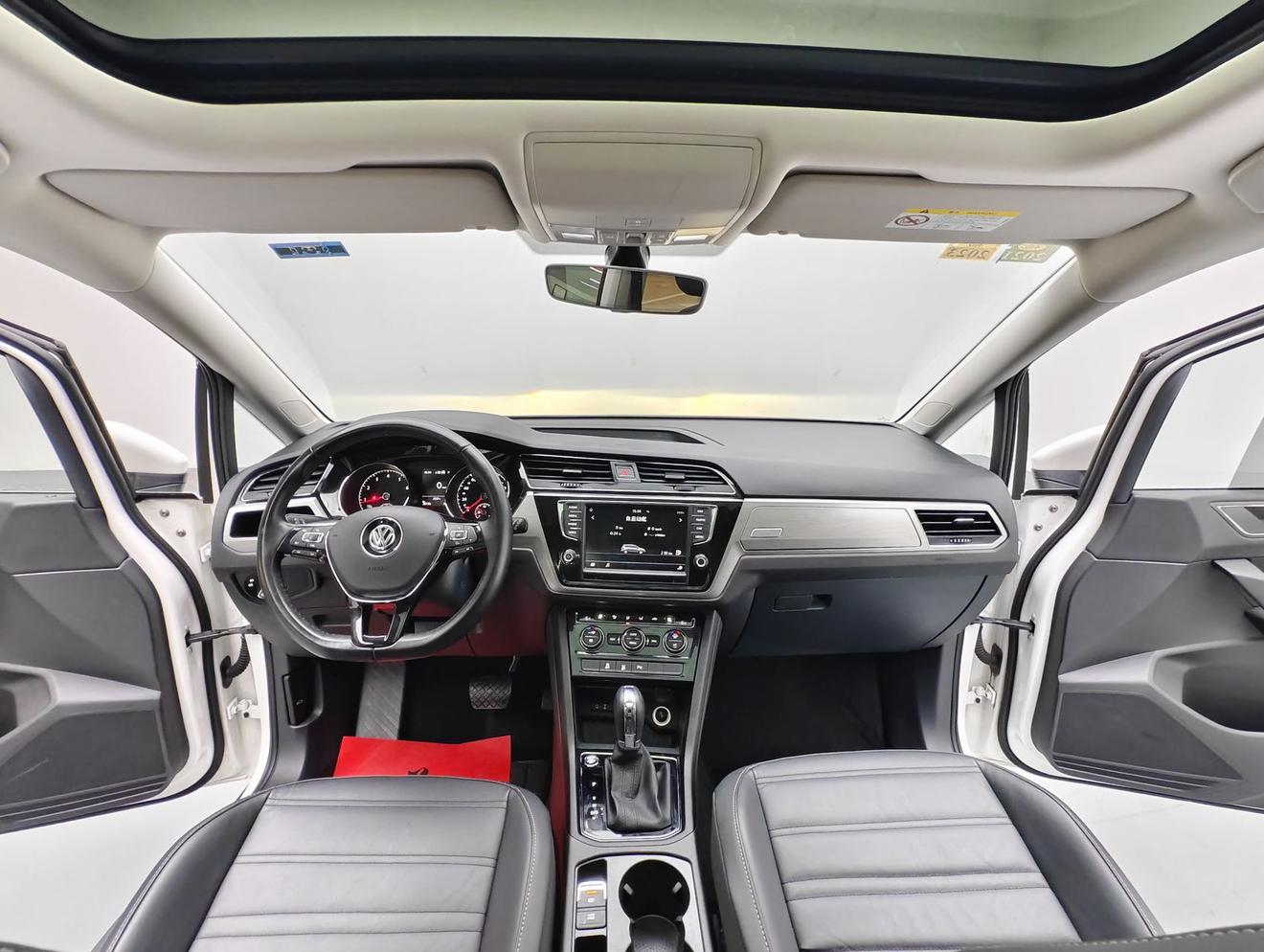 Volkswagen Touran L 2018 280TSI 7 seat China VI