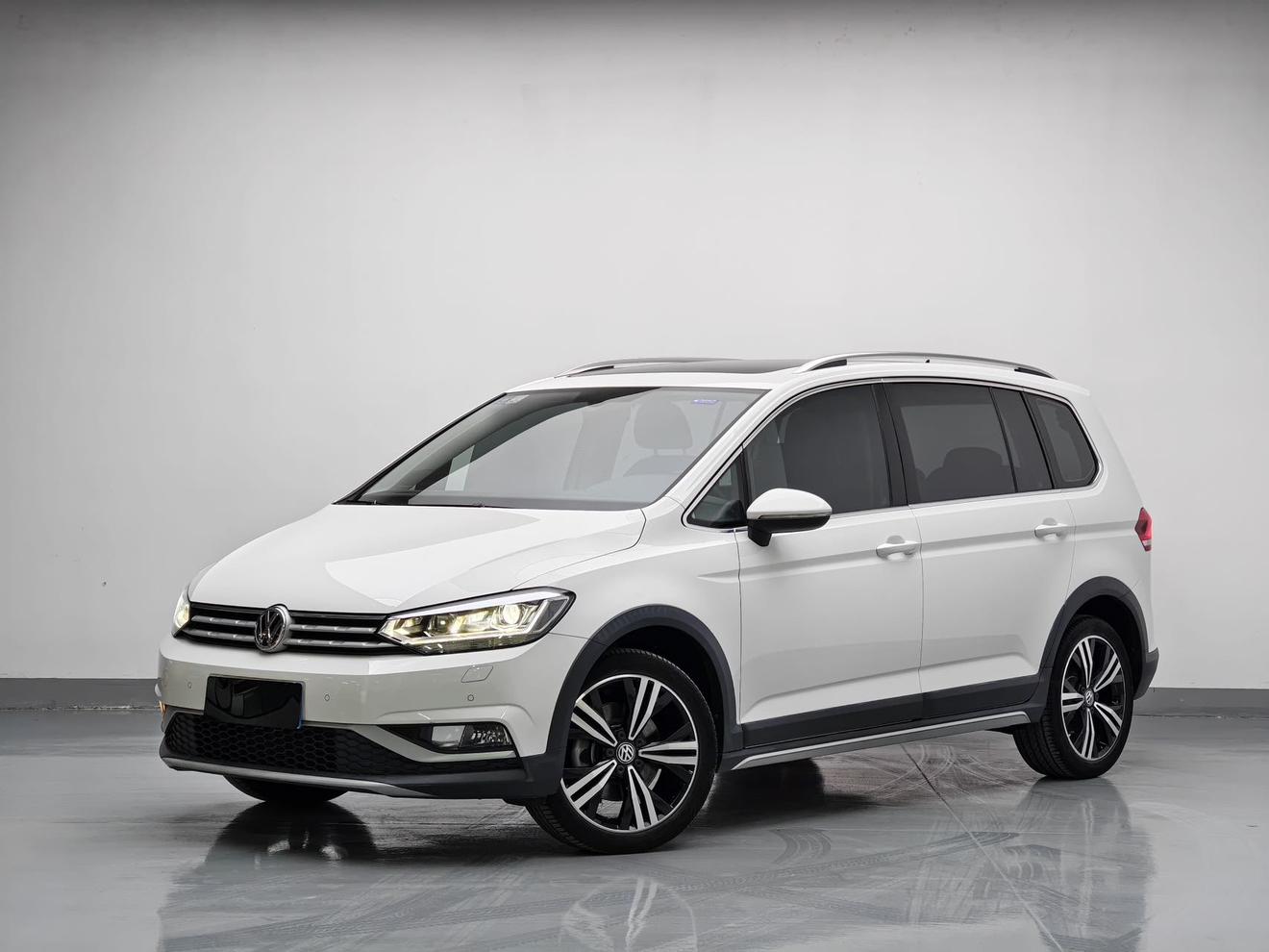 Volkswagen Touran L 2018 280TSI 7 seat China VI