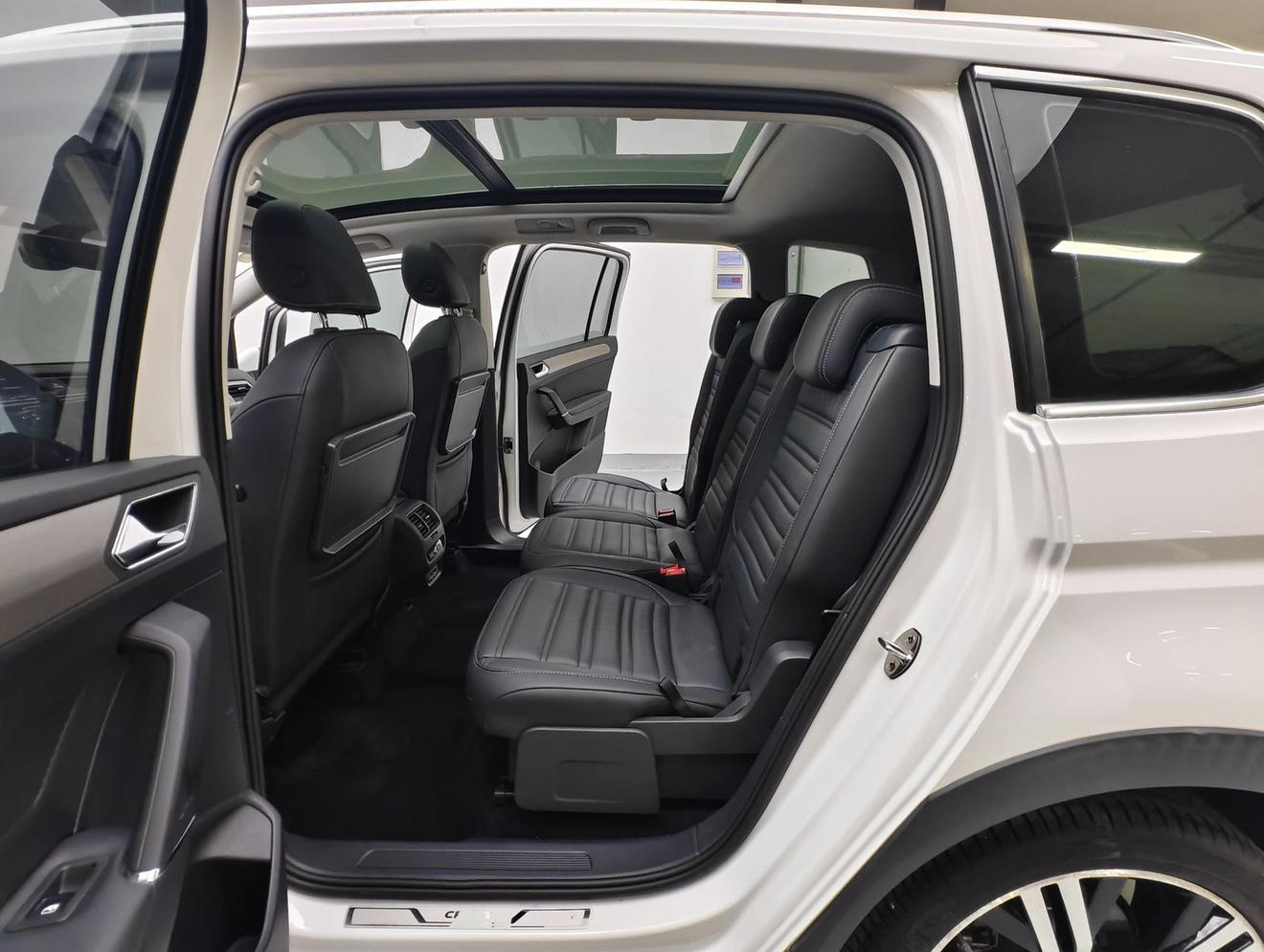 Volkswagen Touran L 2018 280TSI 7 seat China VI
