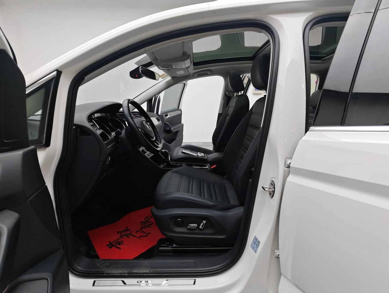 Volkswagen Touran L 2018 280TSI 7 seat China VI
