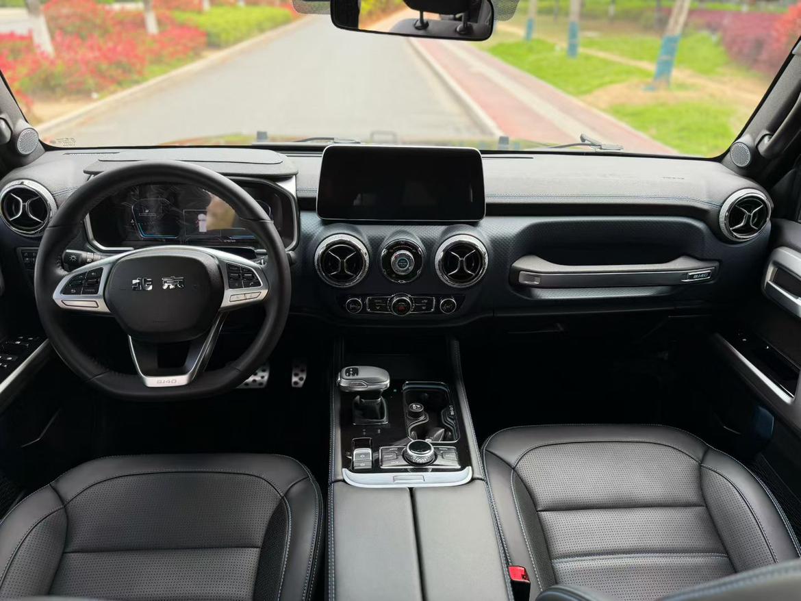 Beijing Off-Road BJ40 2024 2.0T Auto 4WD Glory