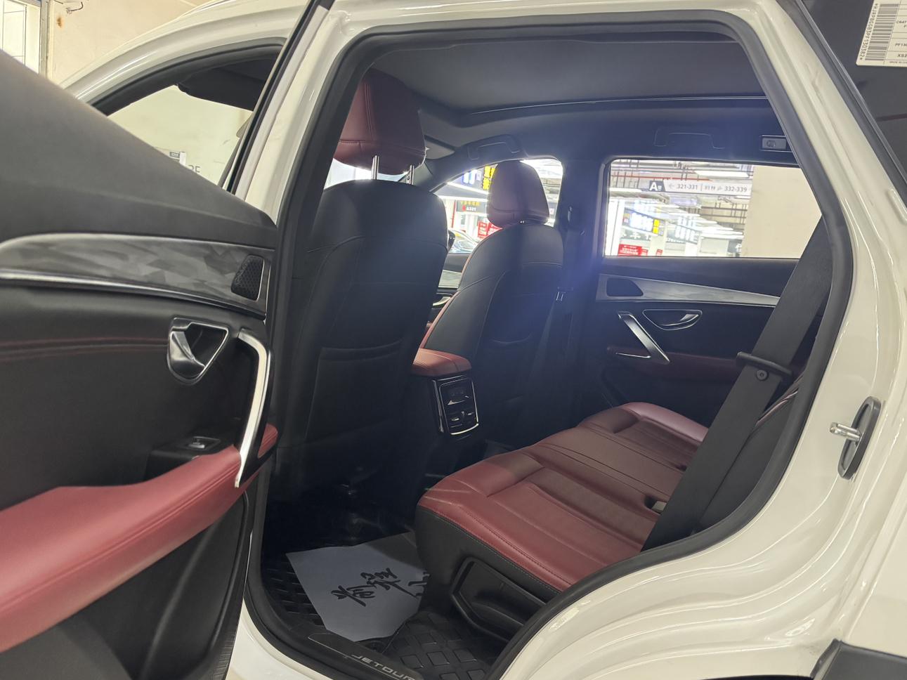 Jetour X70 PRO 2024 1.6TD DCT Smart 5 seat