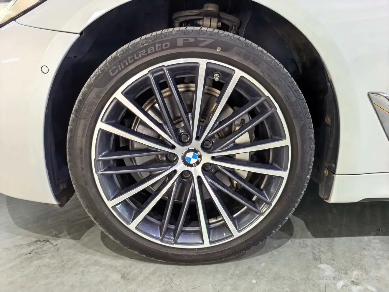 BMW 5 Series 2022 Facelift 530Li Leading M Sport Package
