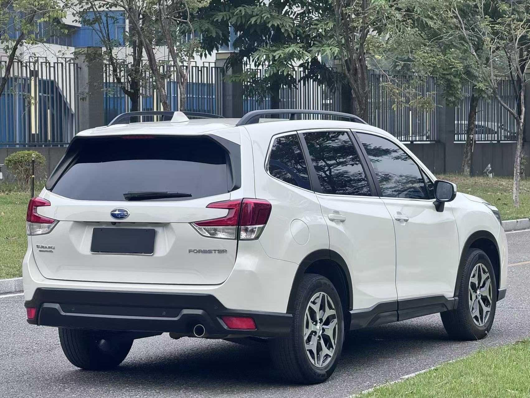 Subaru FORESTER Forester 2021 2.0i Luxury
