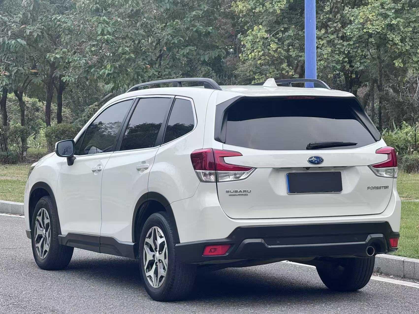 Subaru FORESTER Forester 2021 2.0i Luxury
