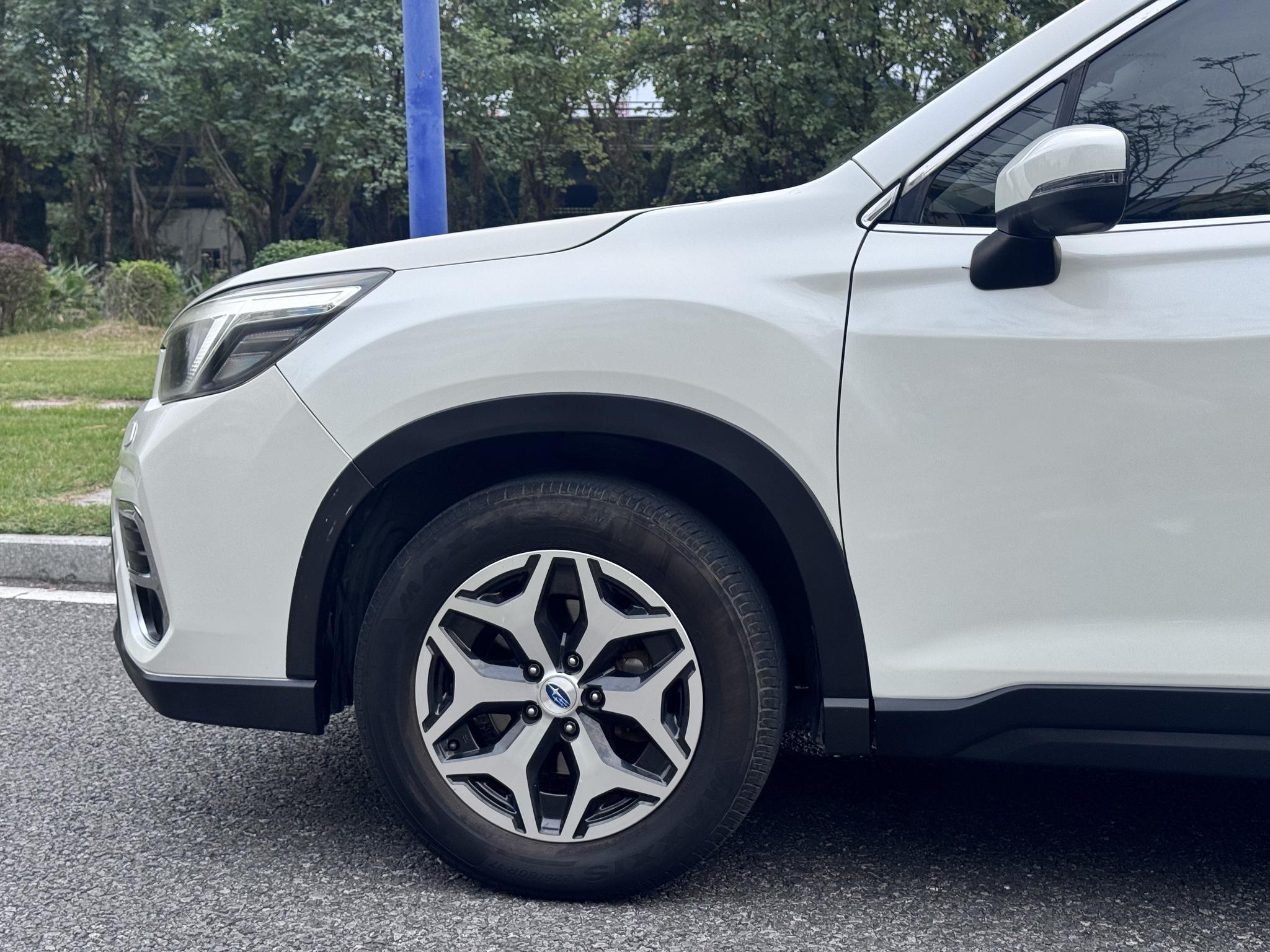 Subaru FORESTER Forester 2021 2.0i Luxury