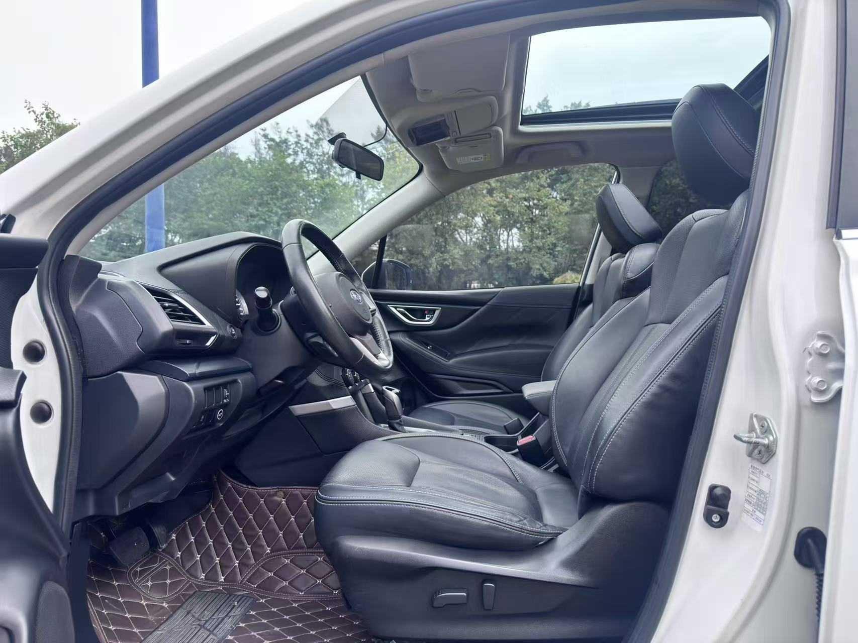 Subaru FORESTER Forester 2021 2.0i Luxury