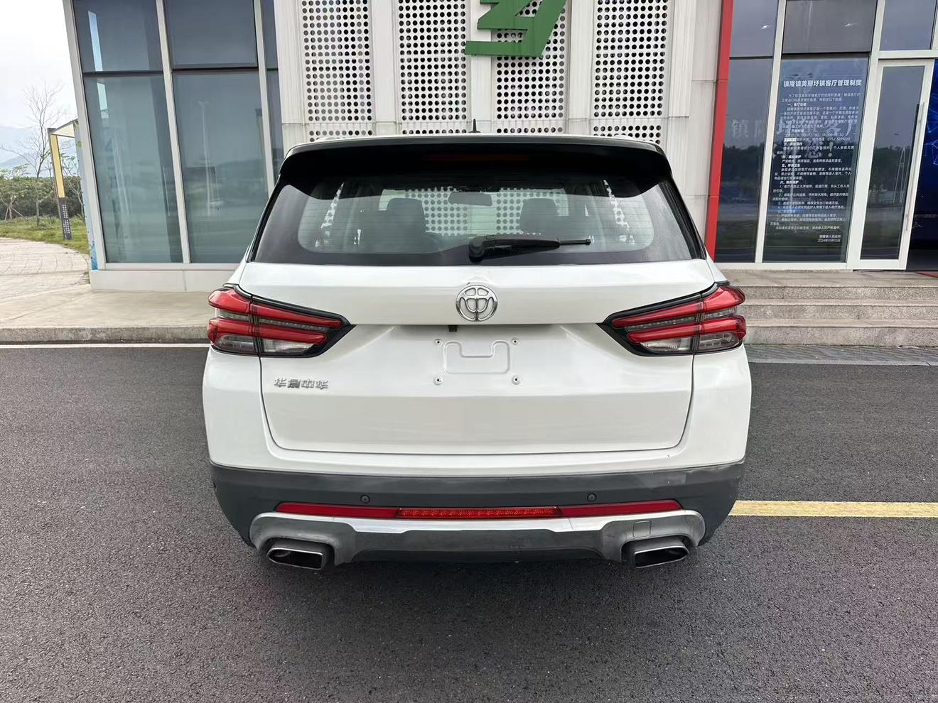 V7 2018 280T Auto Luxury 5 seat