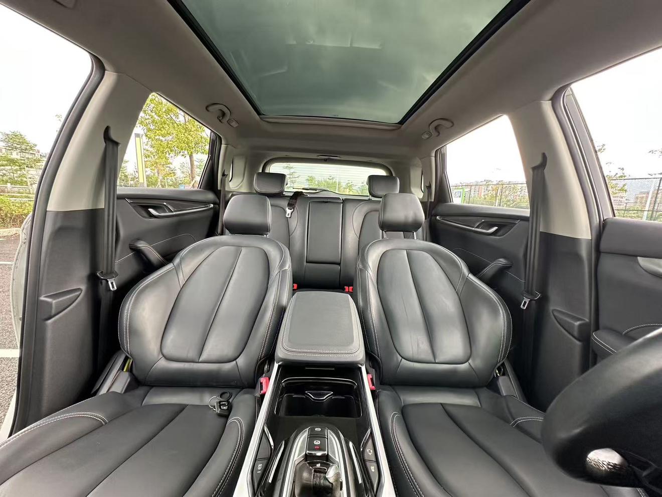 V7 2018 280T Auto Luxury 5 seat