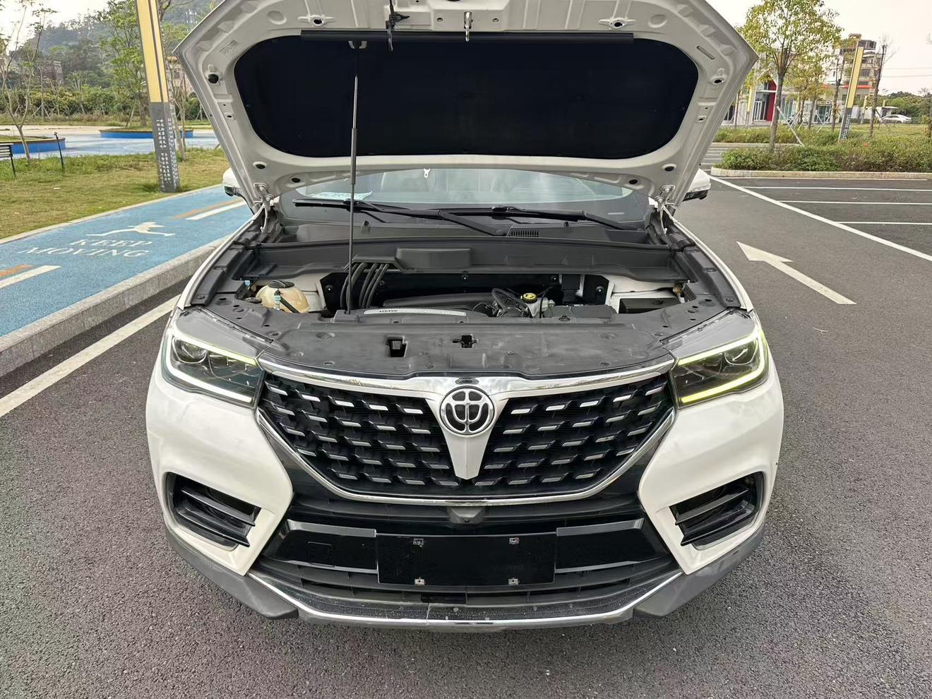 V7 2018 280T Auto Luxury 5 seat
