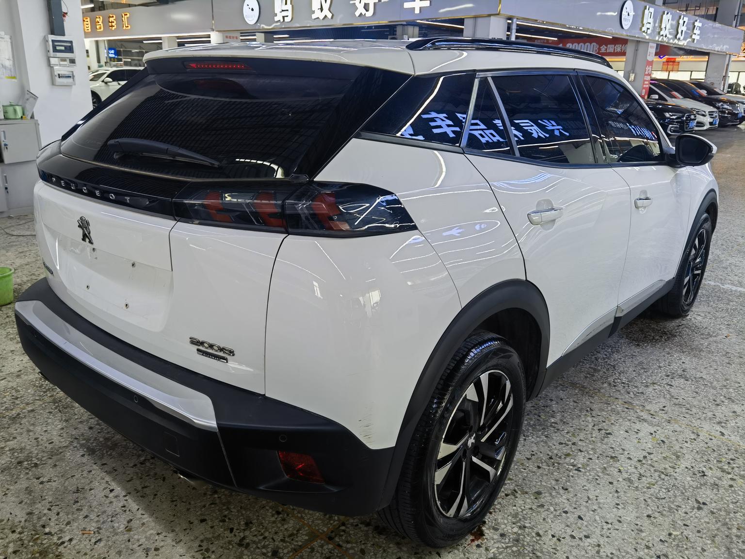 Peugeot 2008 2020 230THP Sharp