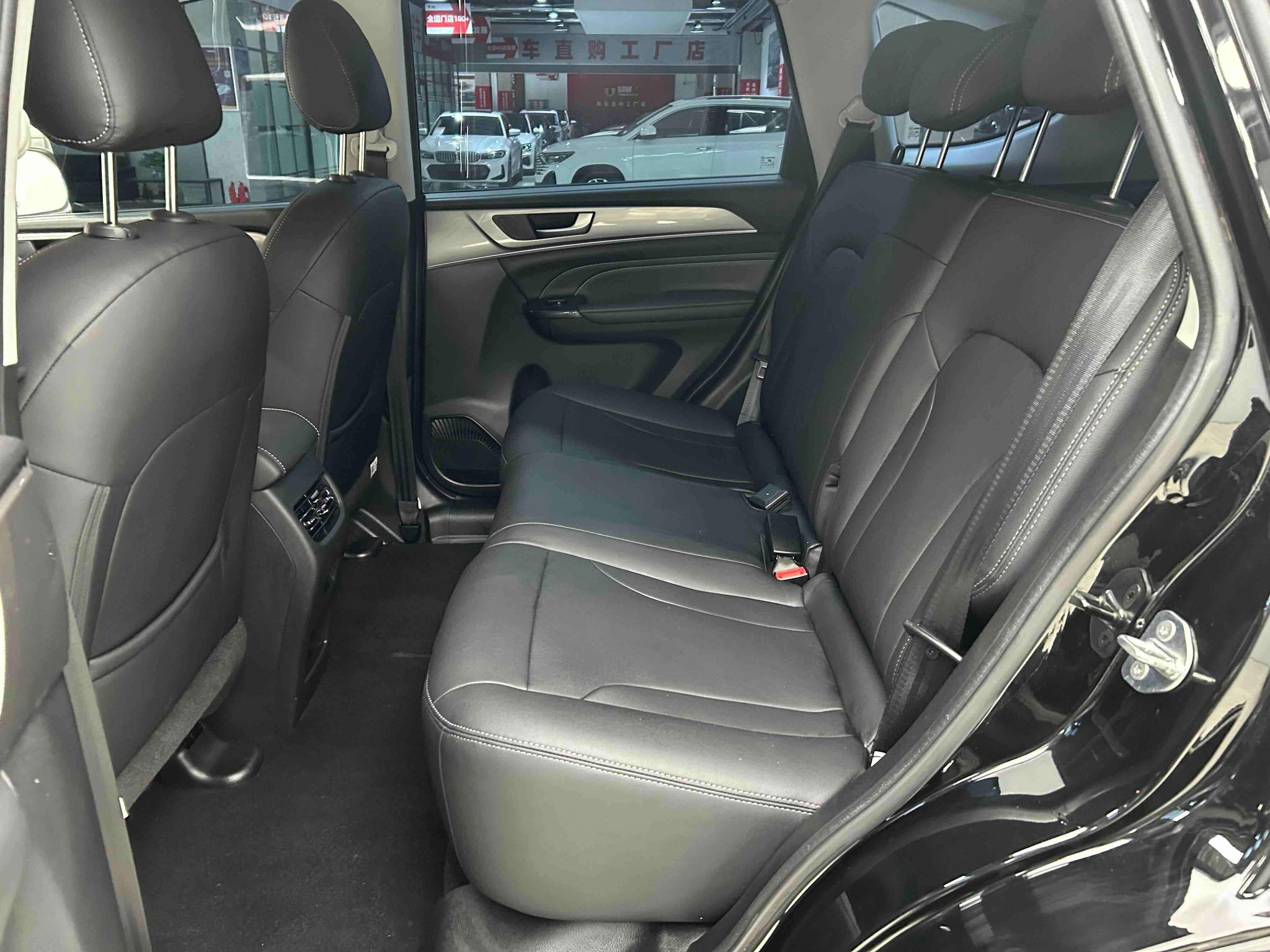 Haval M6 2023 PLUS 1.5T DCT Smart Connected