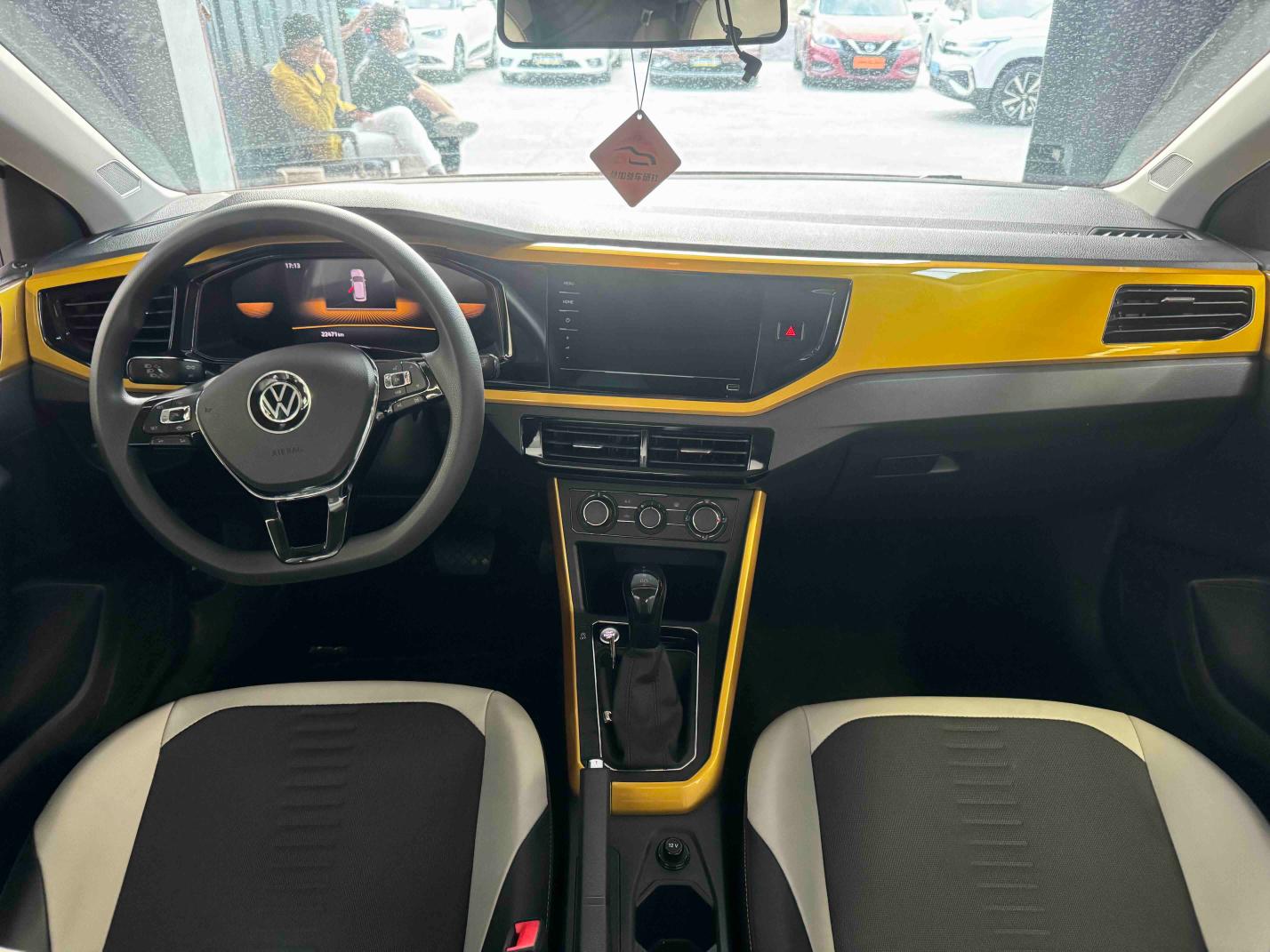 Volkswagen Polo 2023 Facelift Plus 1.5L Auto Tech