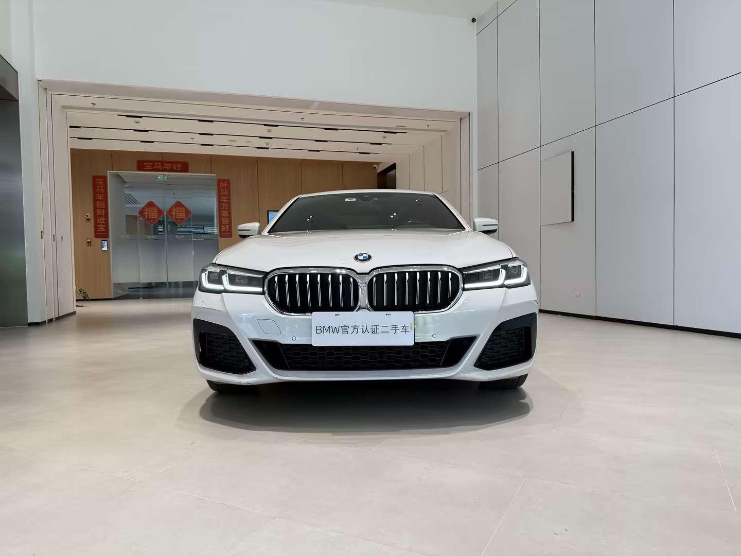 BMW 5 Series 2021 525Li M Sport Package