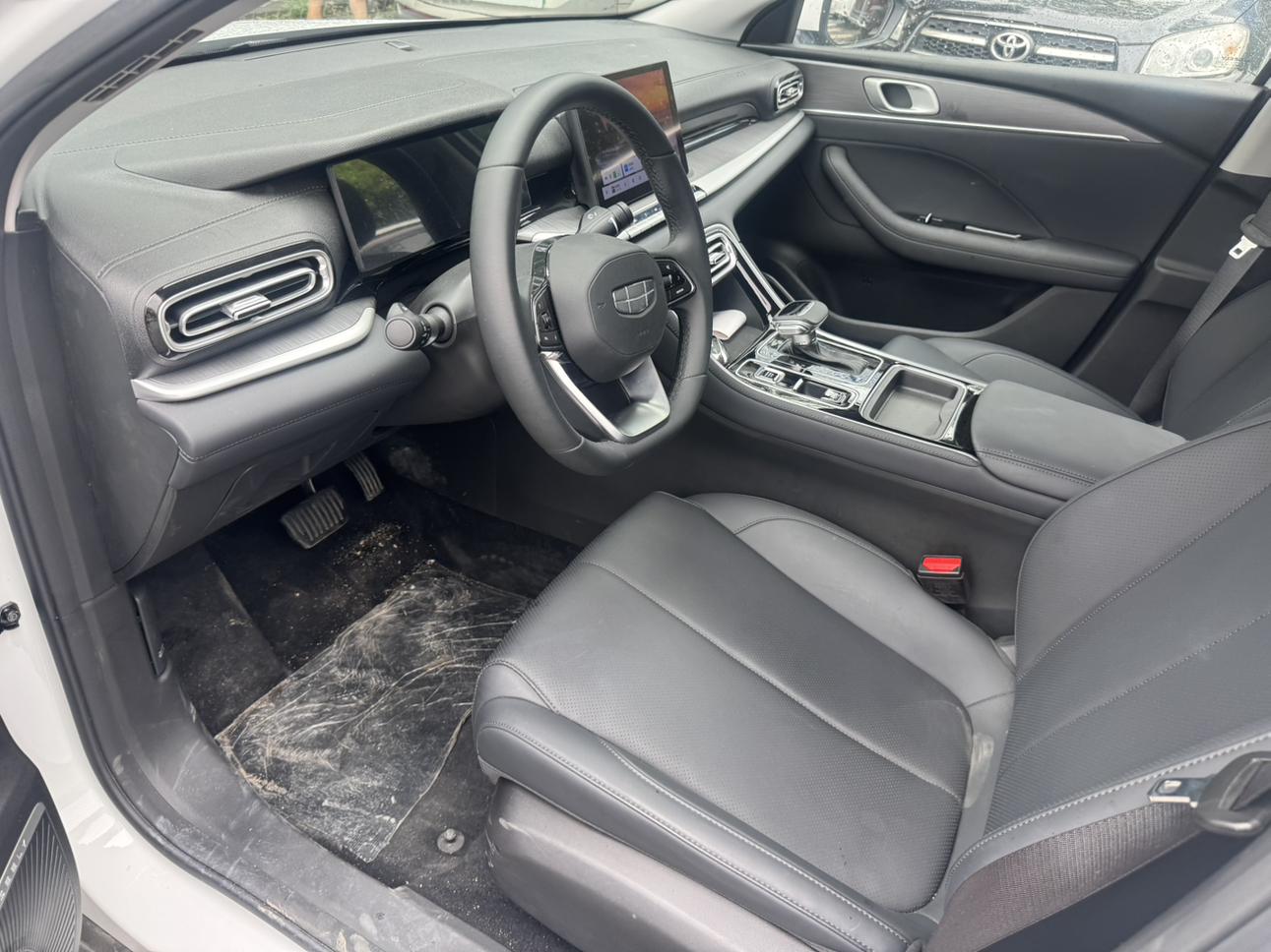 Geely Emgrand 2026 5 1.5L CVT Premium