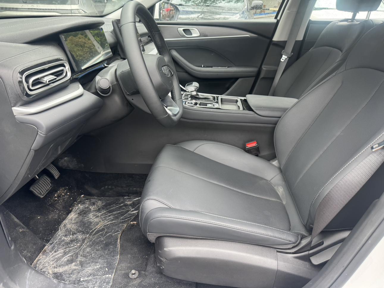 Geely Emgrand 2026 5 1.5L CVT Premium