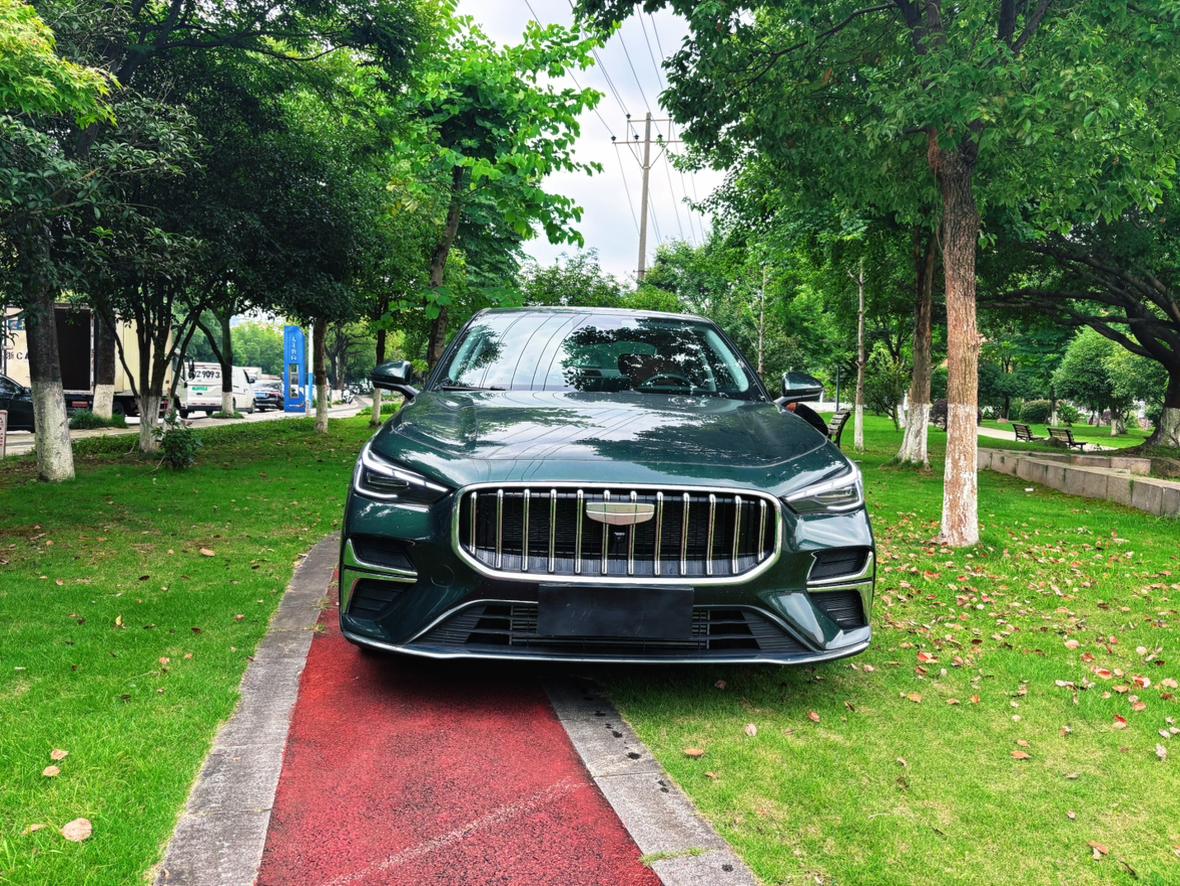 Geely Emgrand 2026 5 1.5T DCT Flagship