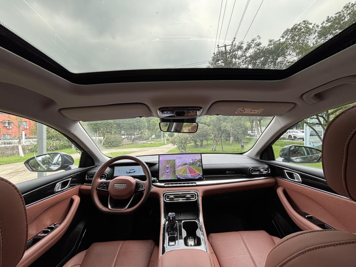 Geely Emgrand 2026 5 1.5T DCT Flagship