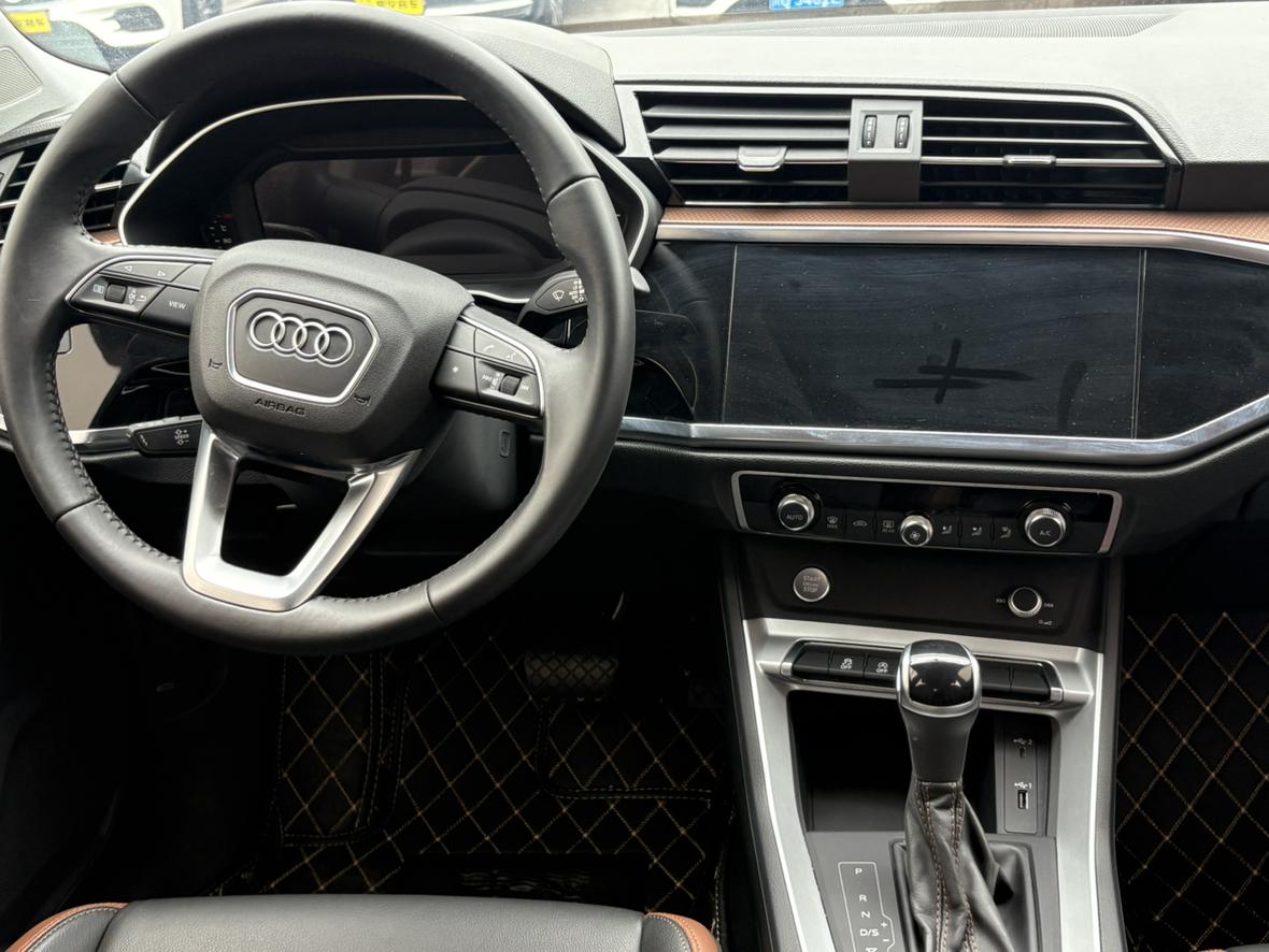 Audi Q3 2020 35 TFSI