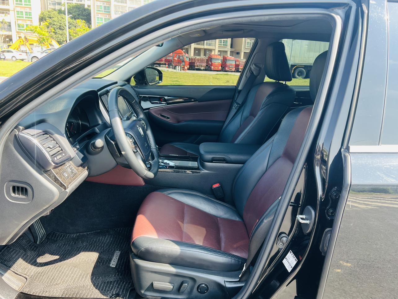 Toyota Crown 2018 2.0T Sport
