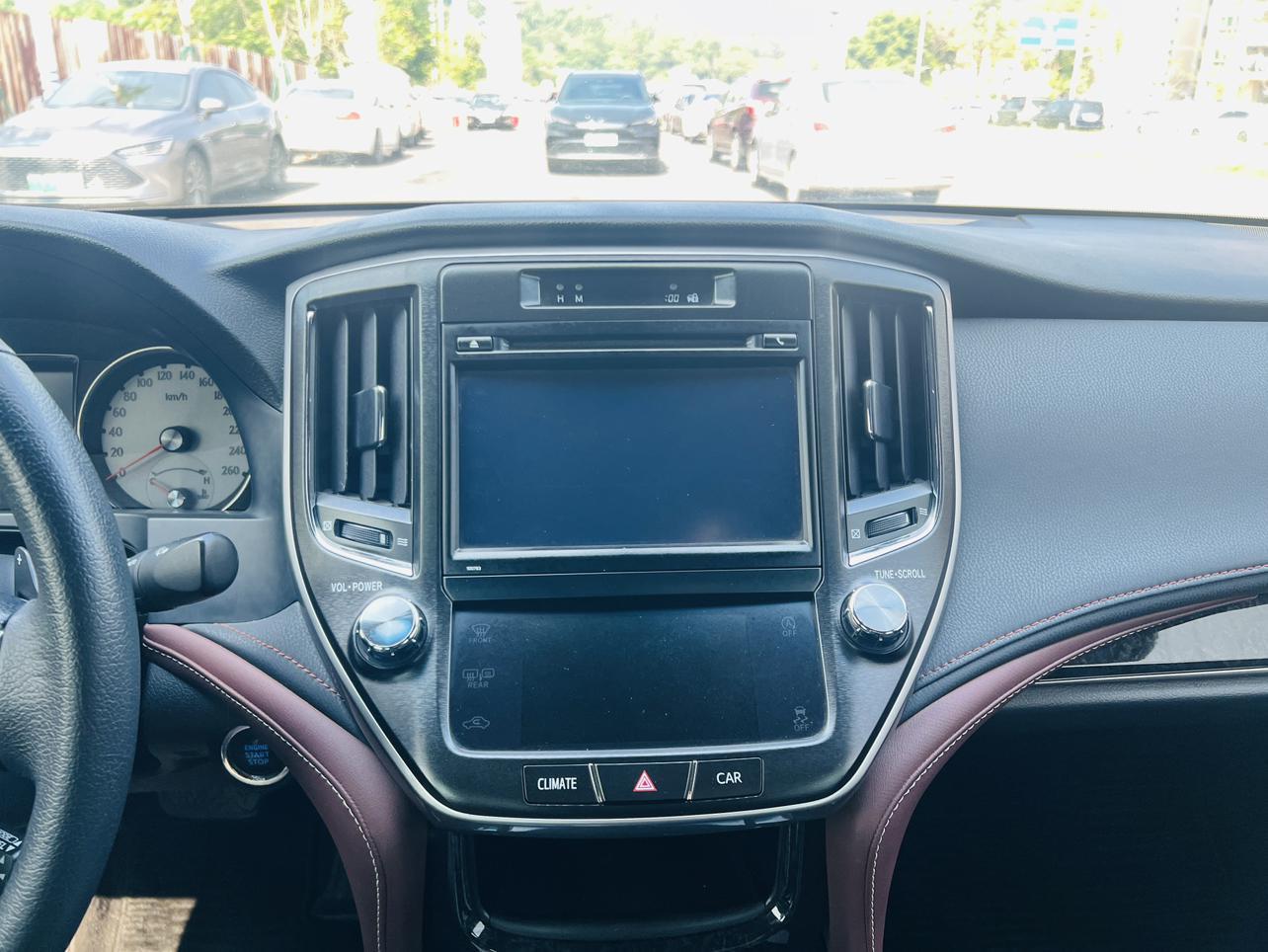 Toyota Crown 2018 2.0T Sport