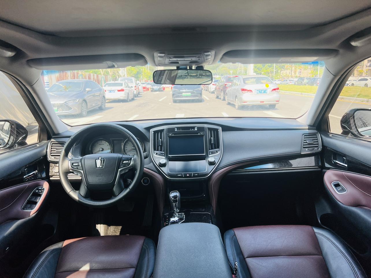 Toyota Crown 2018 2.0T Sport