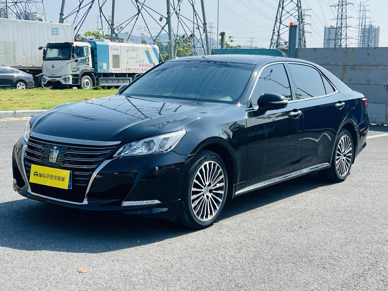Toyota Crown 2018 2.0T Sport