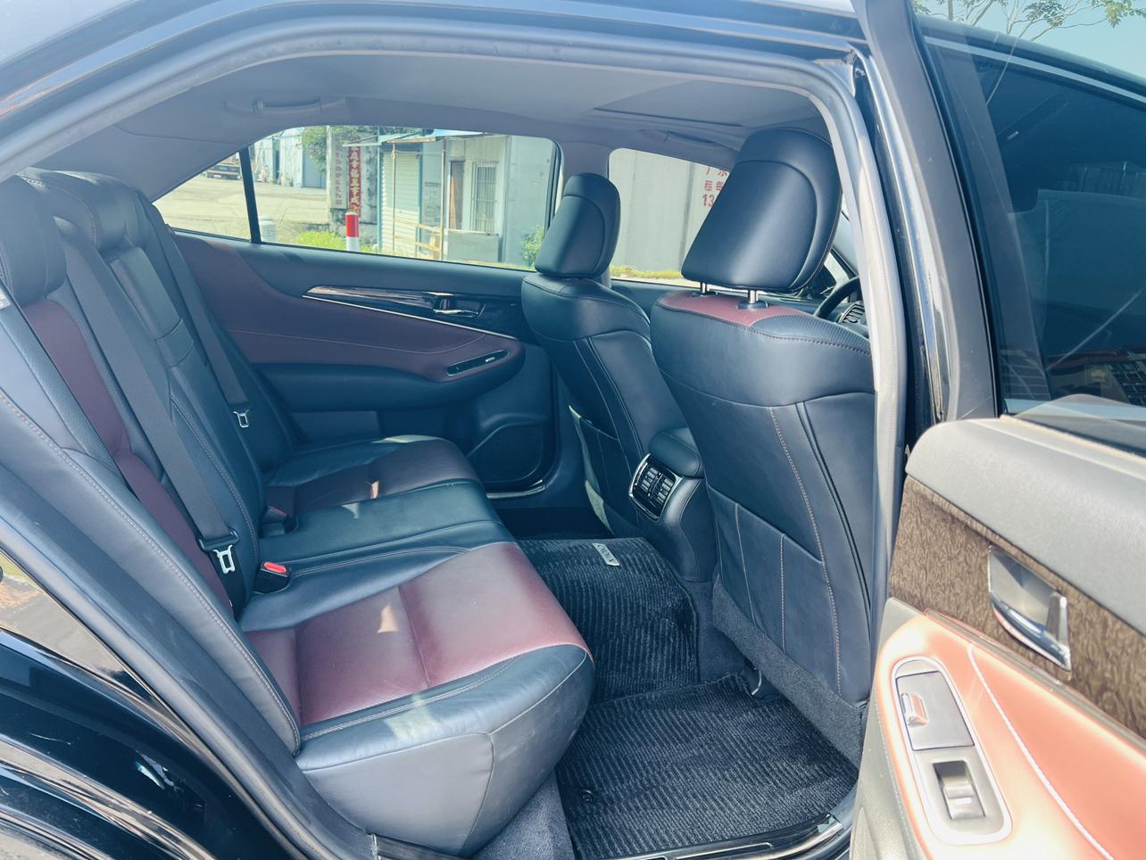 Toyota Crown 2018 2.0T Sport