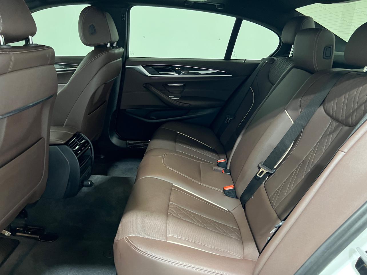 BMW 5 Series 2021 525Li M Sport Package