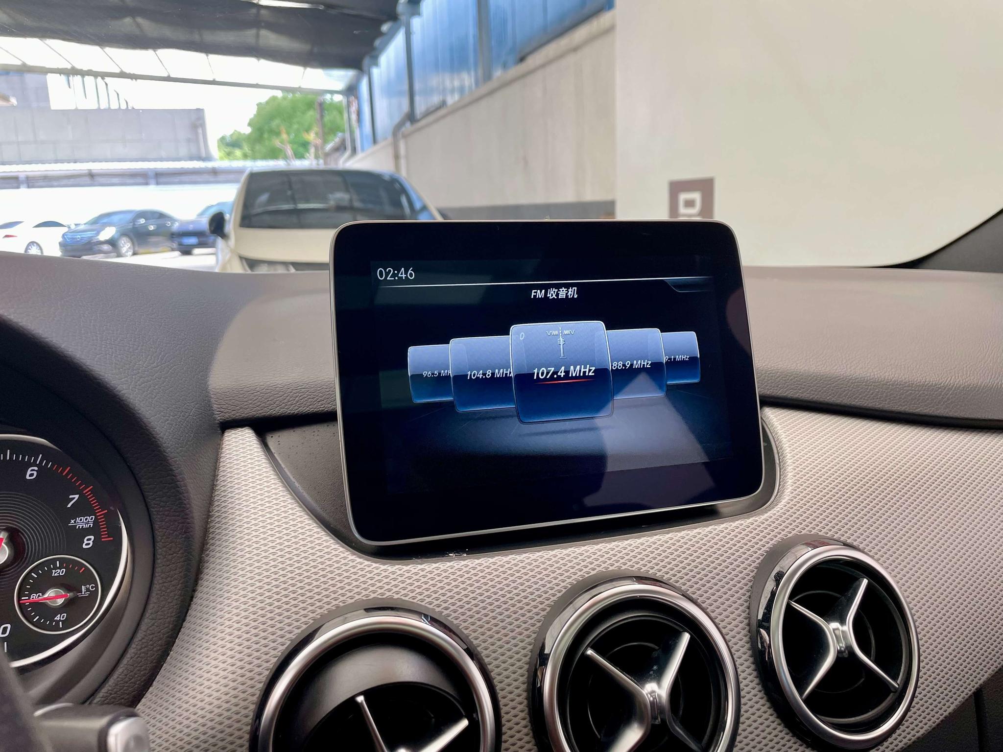 Mercedes-Benz B Class 2018 B 200 Fashion