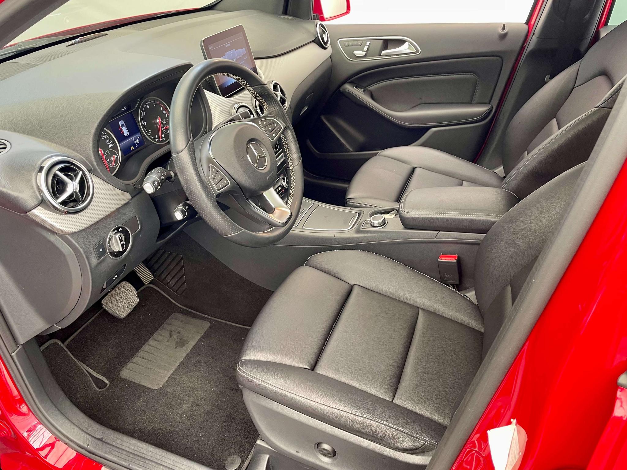 Mercedes-Benz B Class 2018 B 200 Fashion