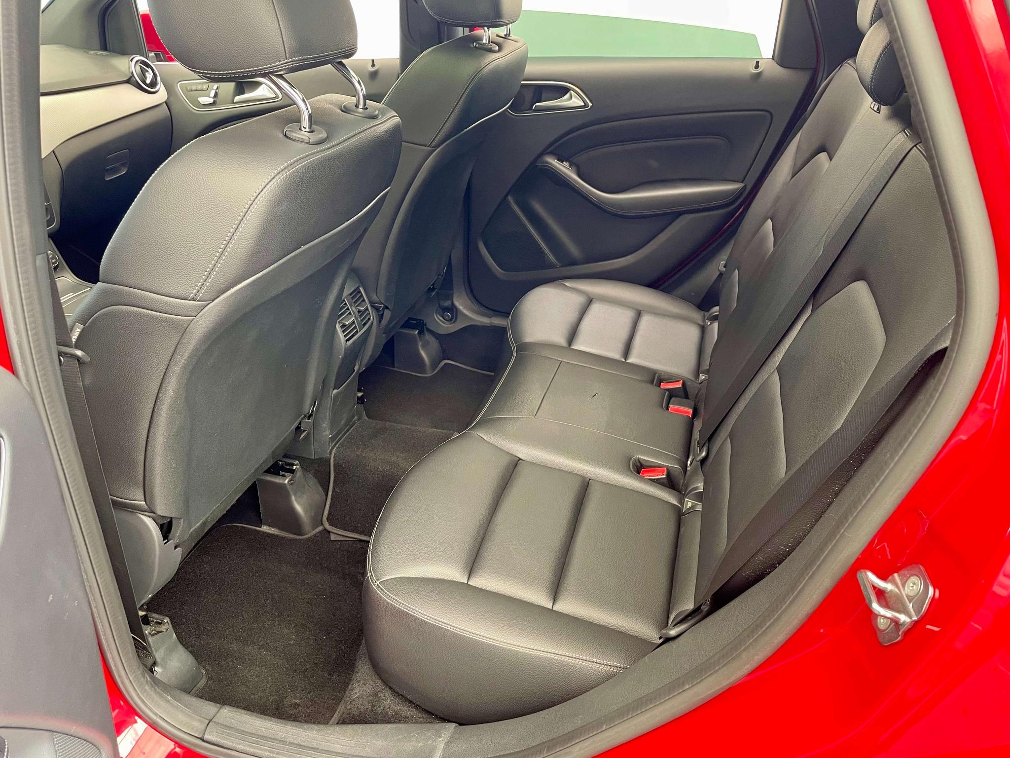 Mercedes-Benz B Class 2018 B 200 Fashion