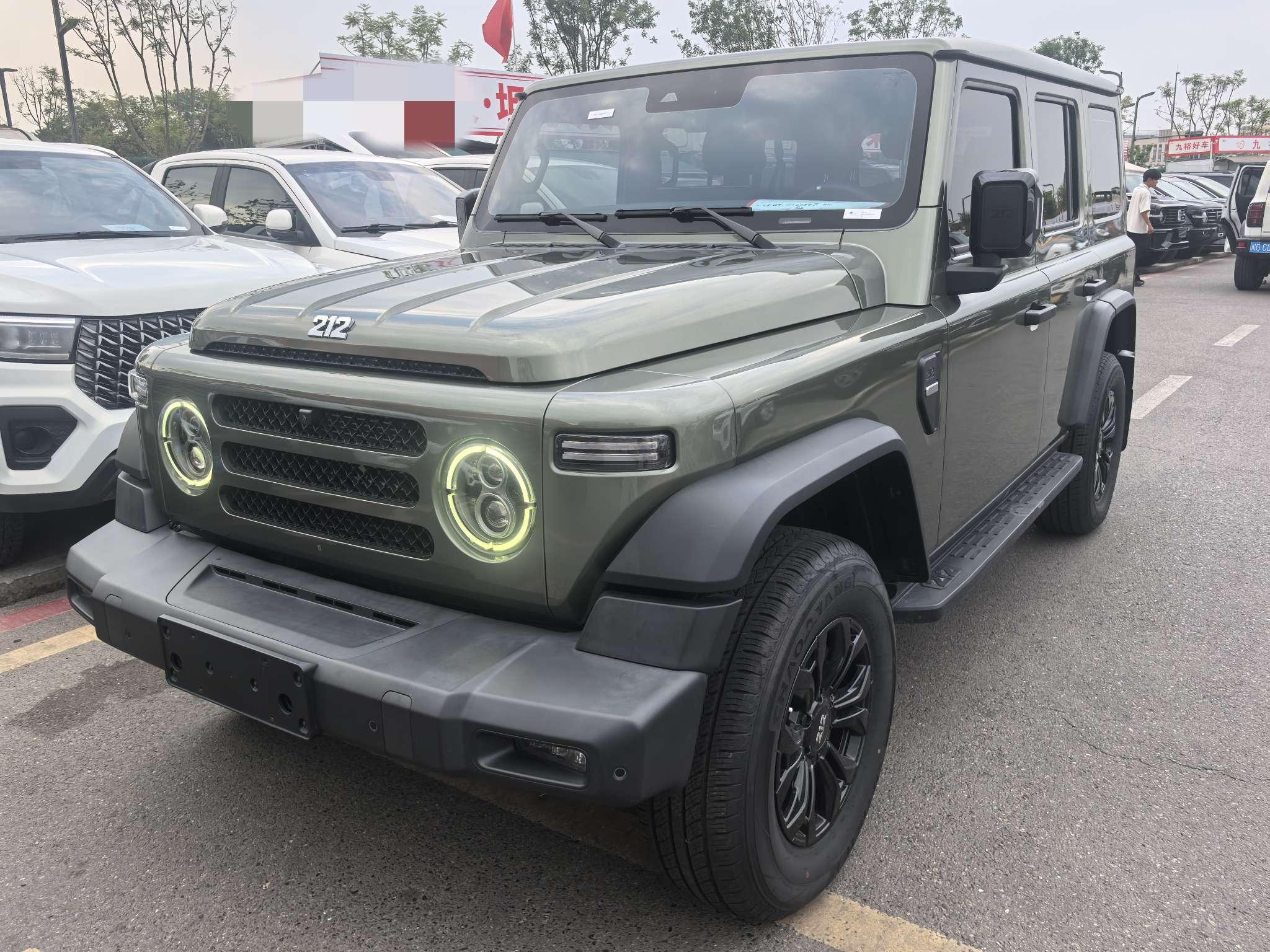 212 T01 2024 2.0T