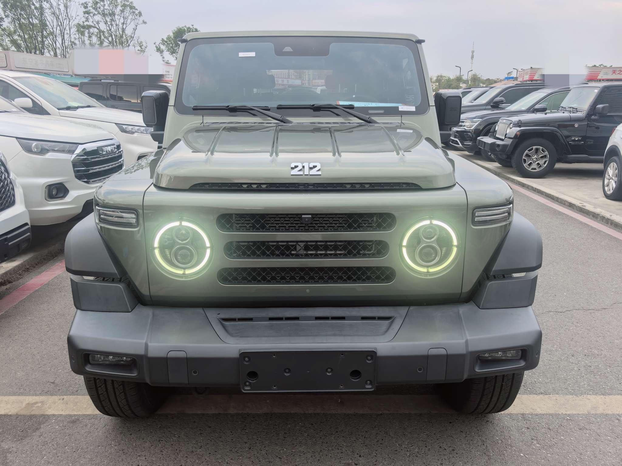 212 T01 2024 2.0T