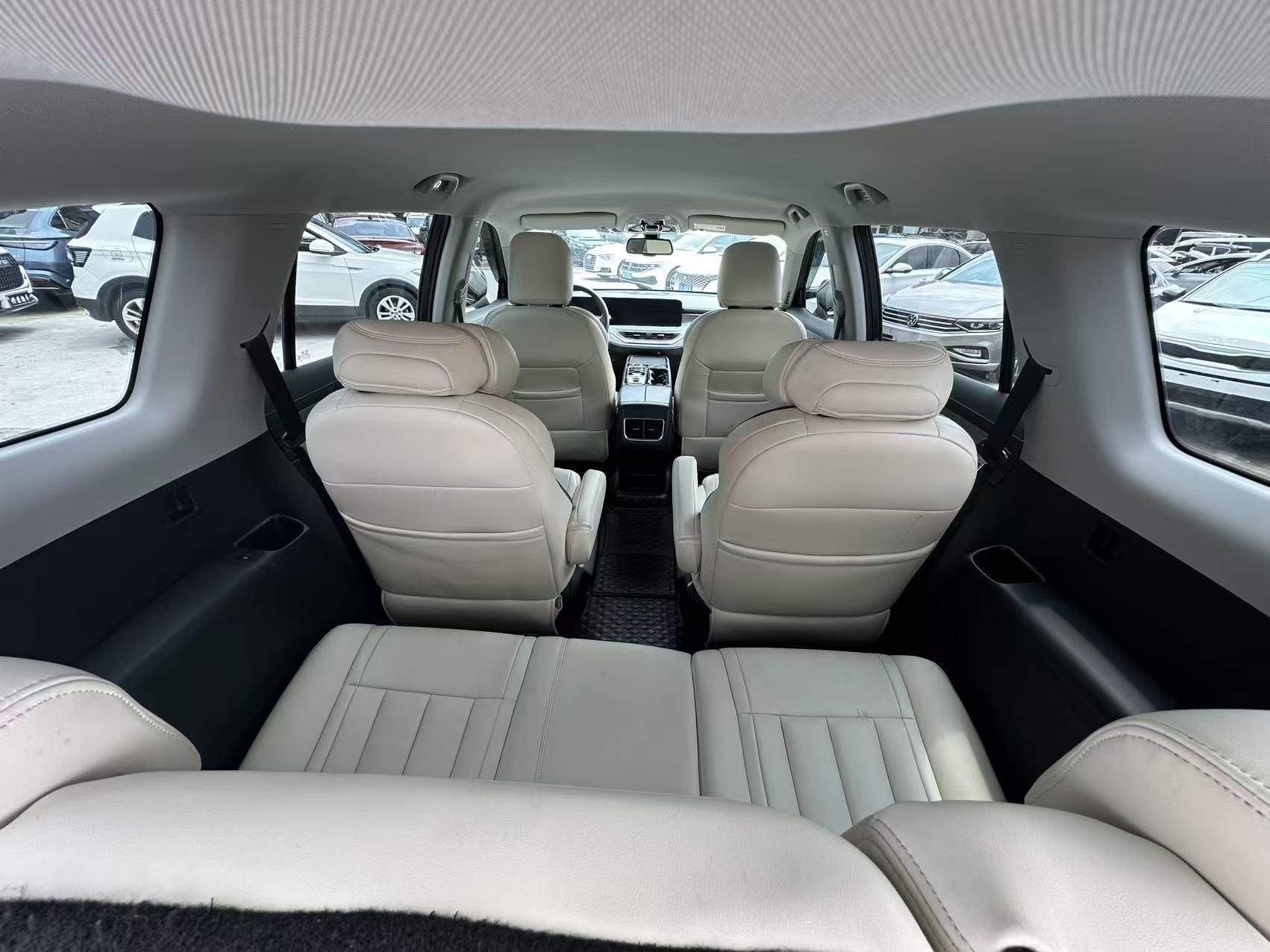 Ford 2023 EcoBoost 225 6 seat