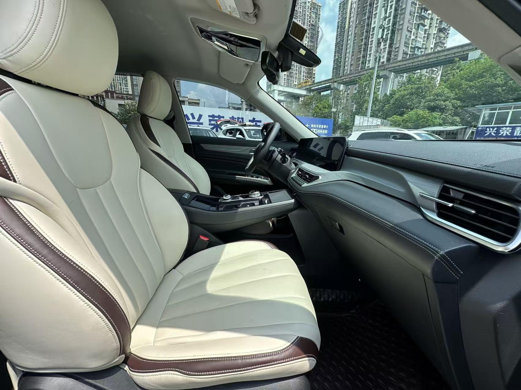 Ford 2023 EcoBoost 225 6 seat