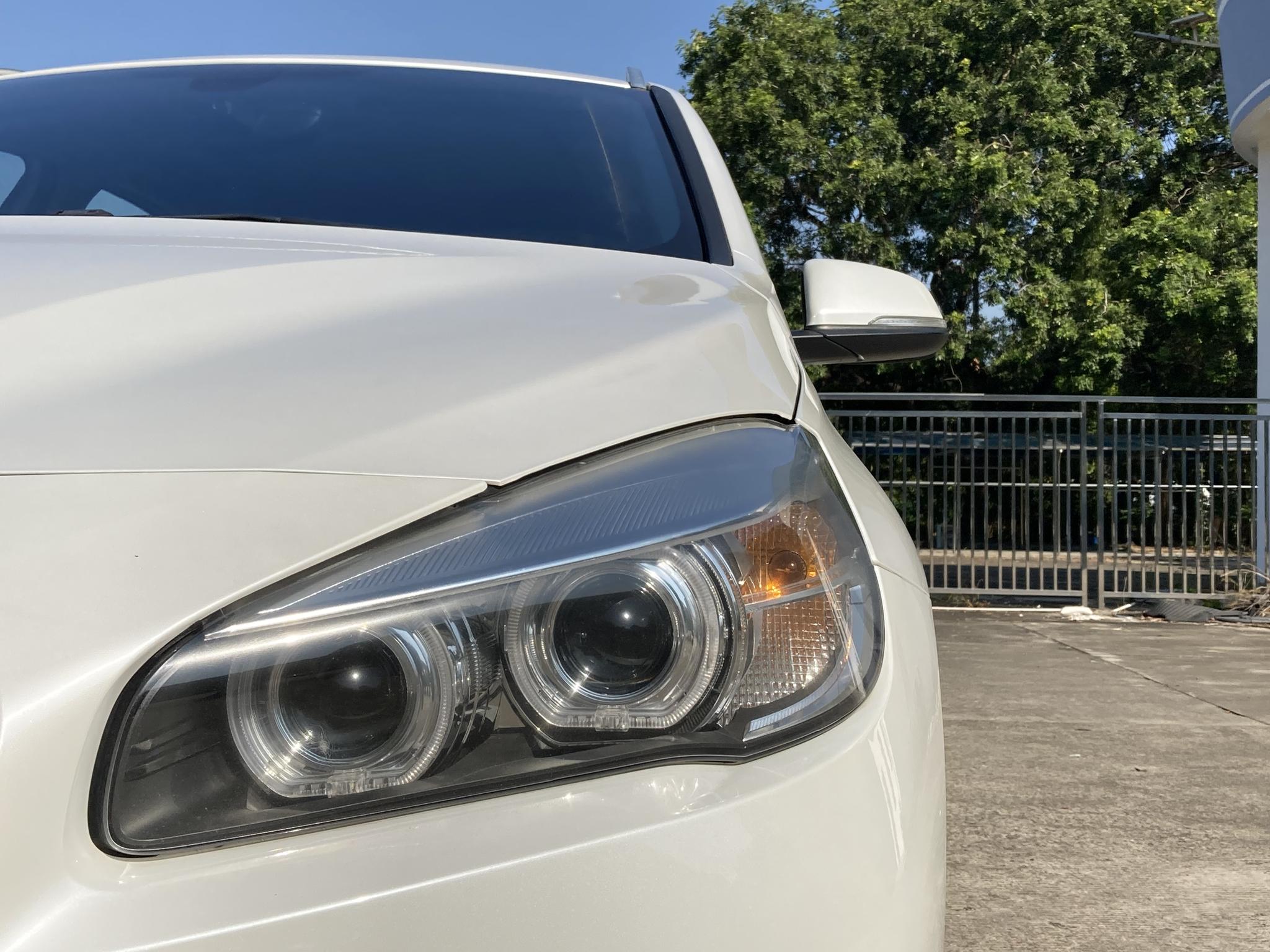 BMW 2 Series Gran Tourer 2019 220i Leading