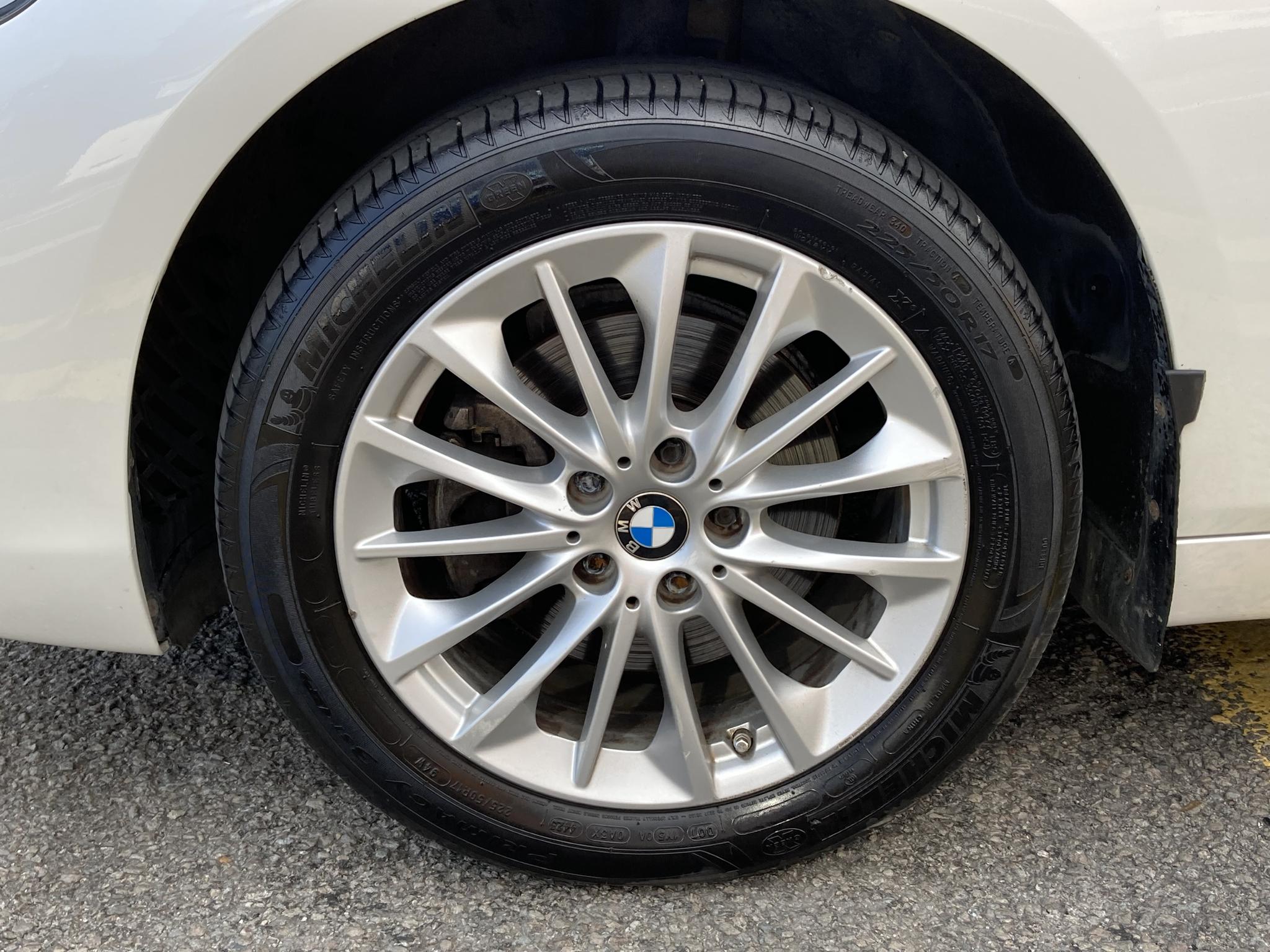 BMW 2 Series Gran Tourer 2019 220i Leading