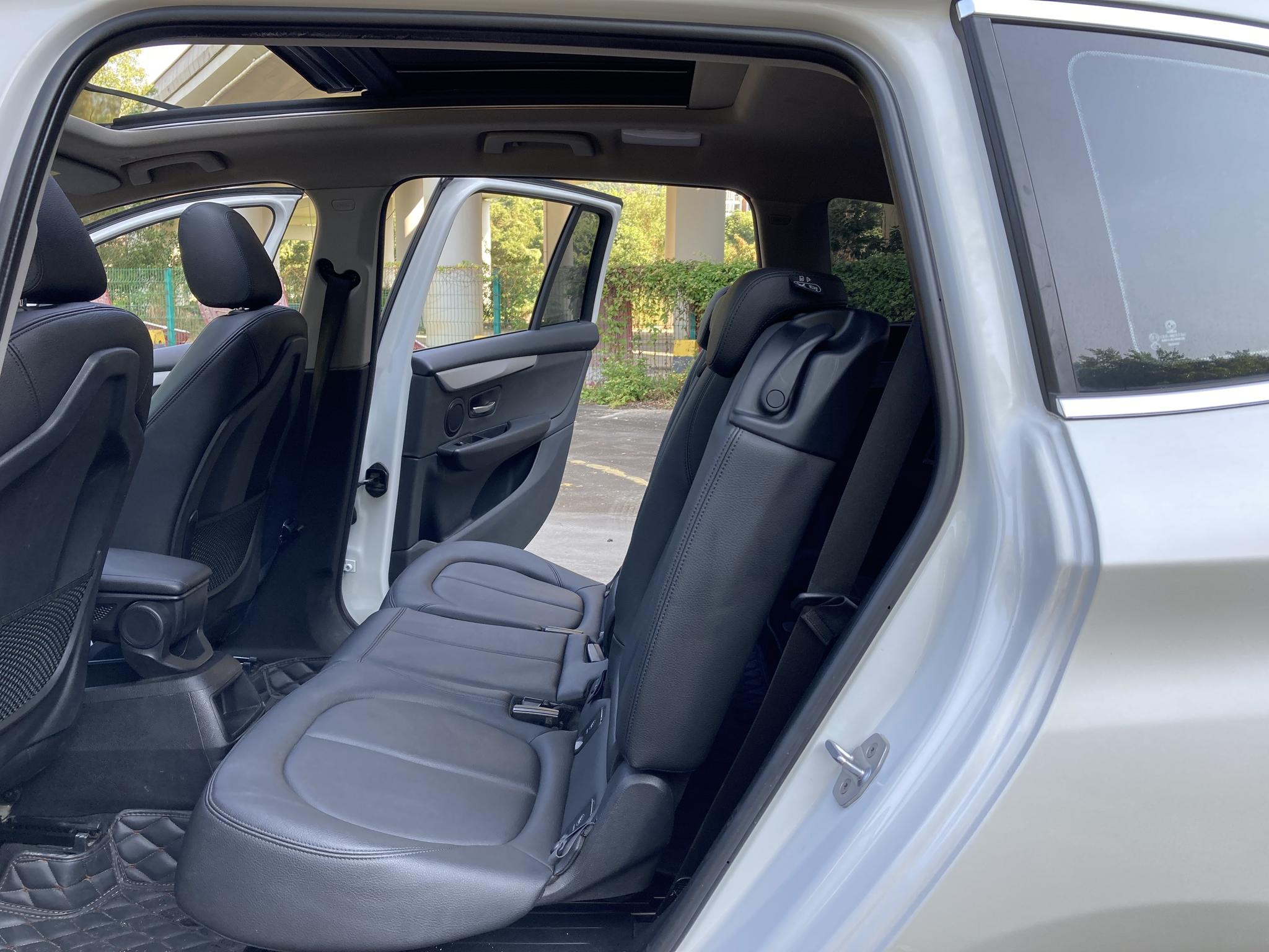 BMW 2 Series Gran Tourer 2019 220i Leading