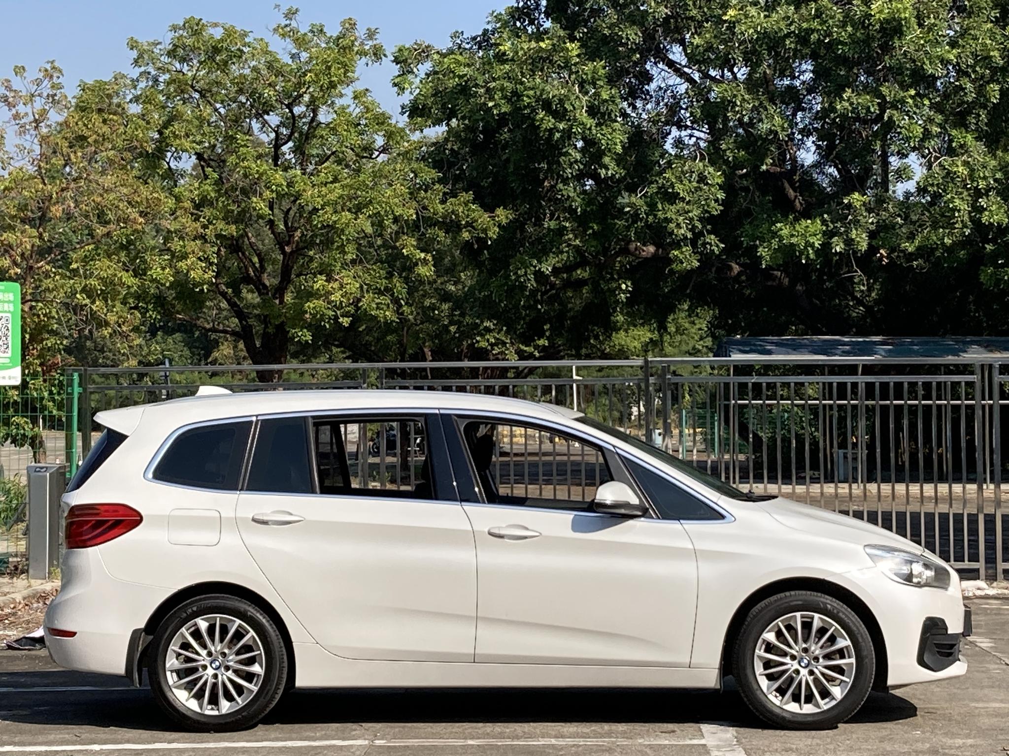 BMW 2 Series Gran Tourer 2019 220i Leading