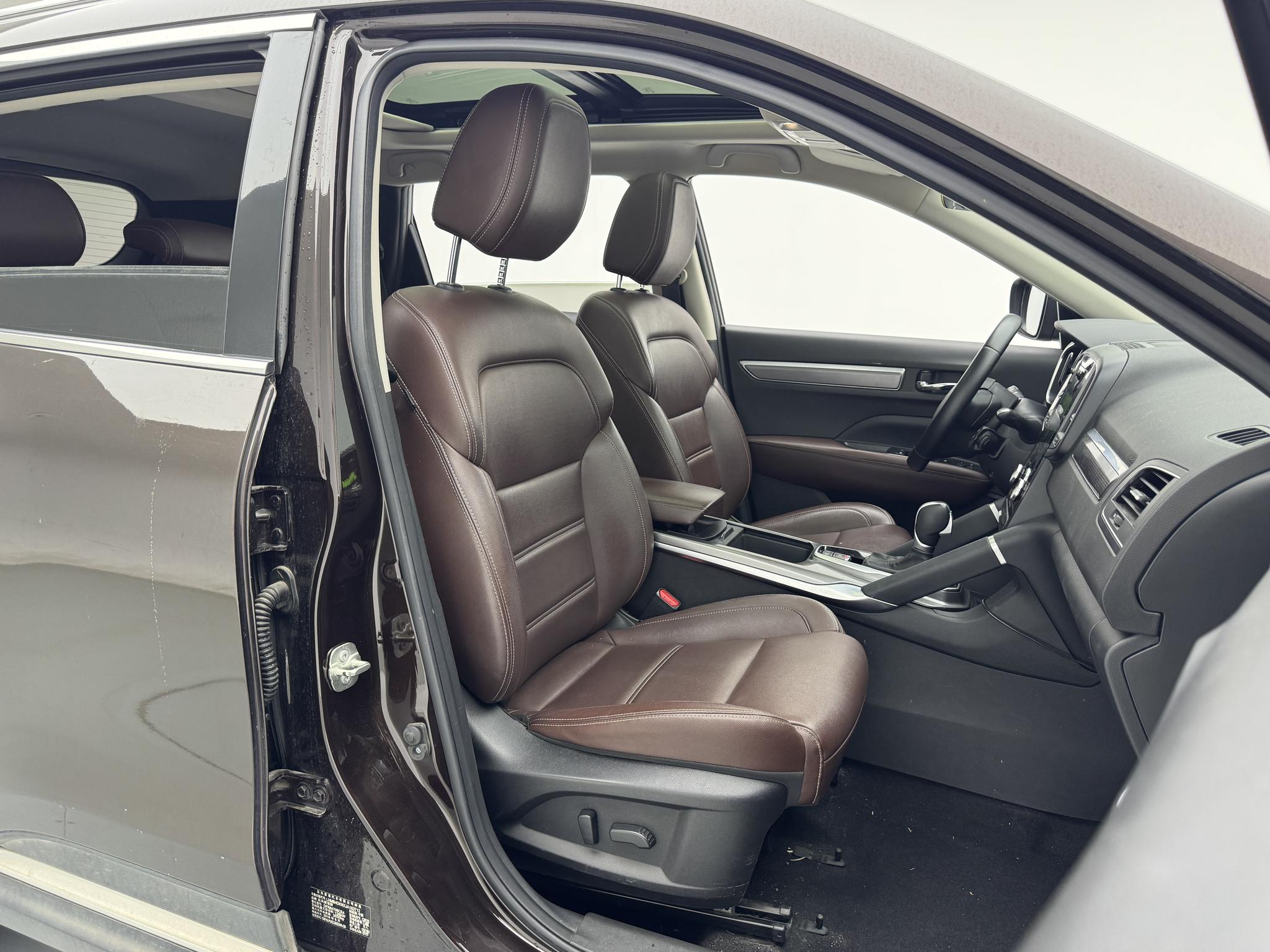 Renault 2018 2.5L 2WD Premium