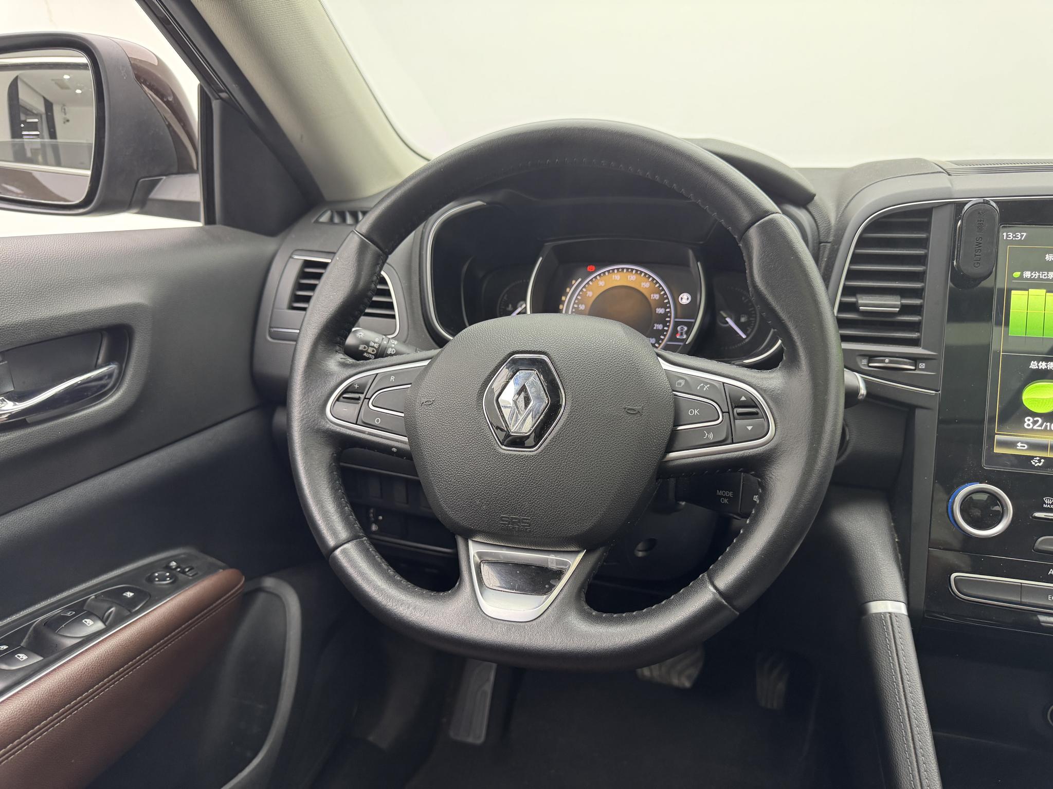 Renault 2018 2.5L 2WD Premium