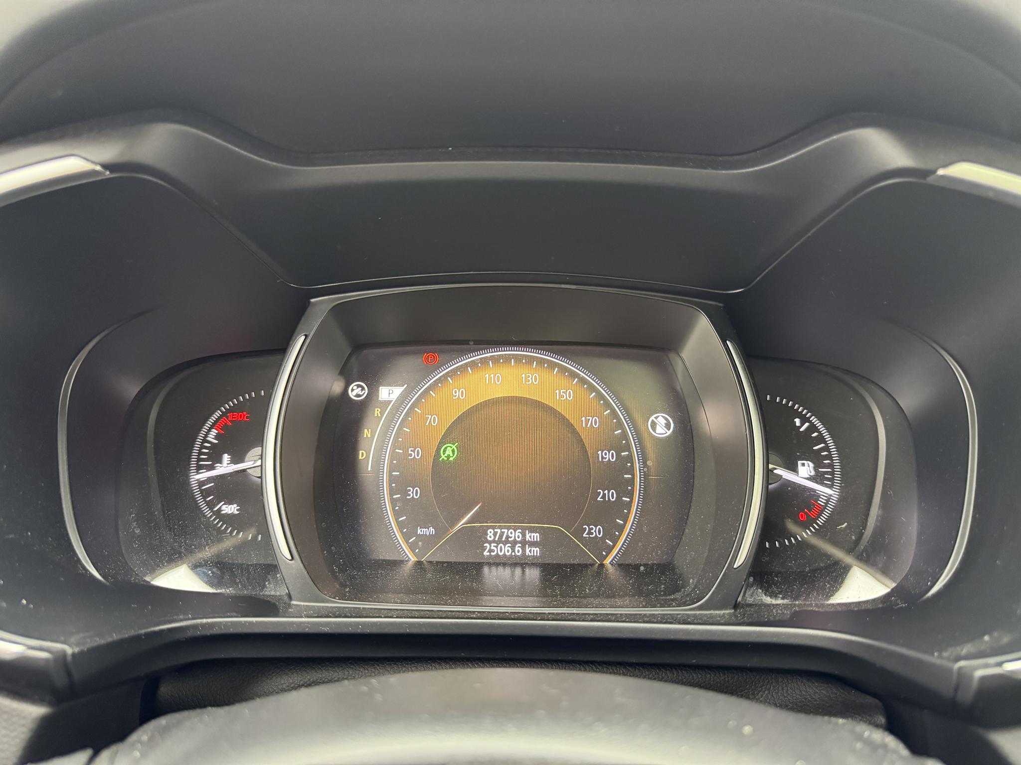 Renault 2018 2.5L 2WD Premium