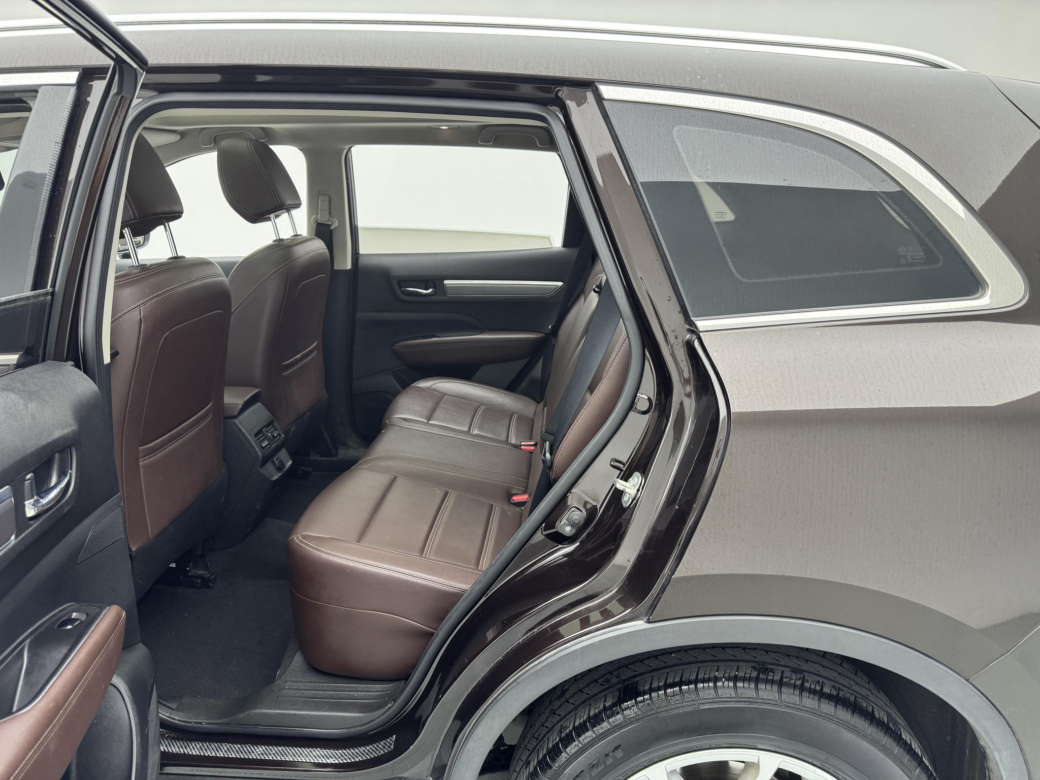 Renault 2018 2.5L 2WD Premium