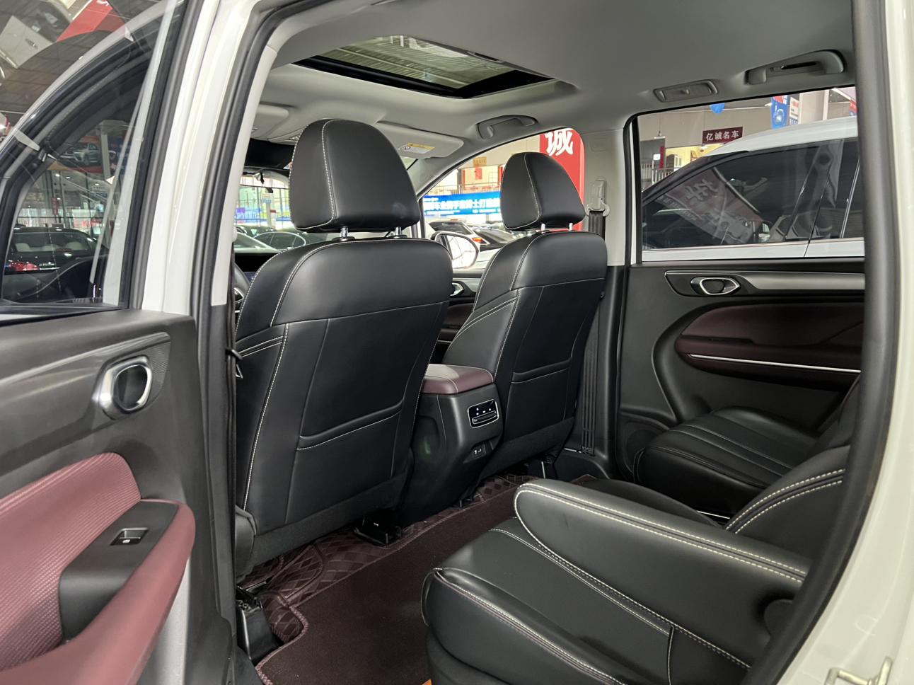 GAC Trumpchi Trumpchi M6 2023 PRO 270T WDCT Luxury